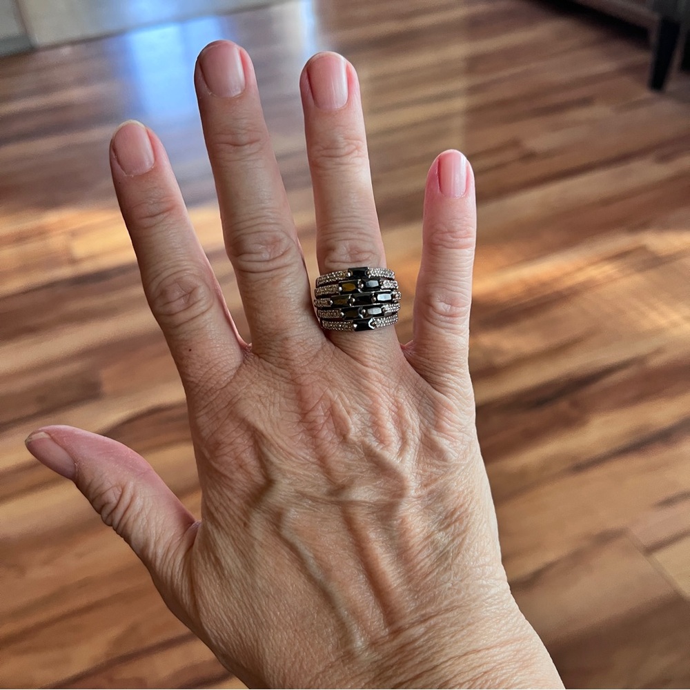 Black onyx ring statement Cocktail Ring silver tone size 7 vintage